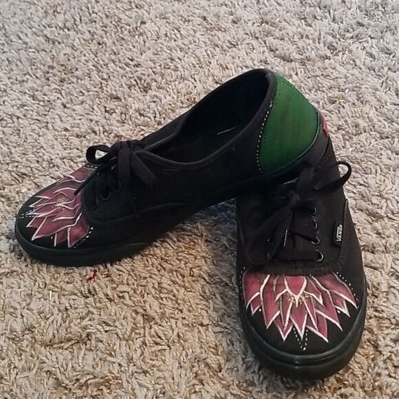 Vans custom painted flower/lillypad size 8 - Picture 1 of 5